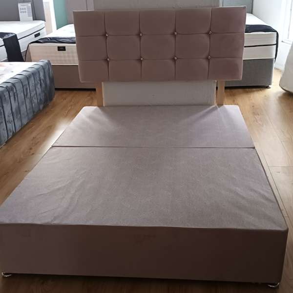 24 Inch Blush Pink Cube Diamante Headboard and Matching base (Mattress not included)